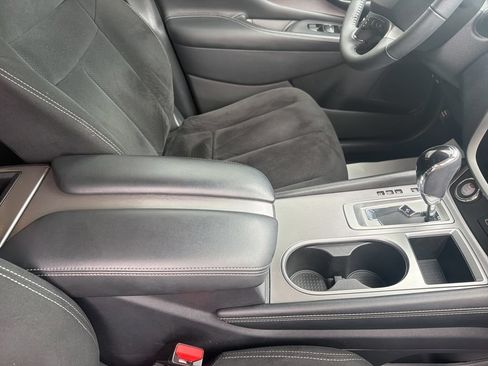 Used 2020 Nissan Murano SV AWD/4WD image 39