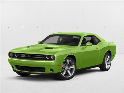 Used 2015 Dodge Challenger R/T Scat Pack image 1