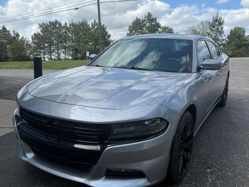 Used 2016 Dodge Charger SXT w/ Rallye Group image 1