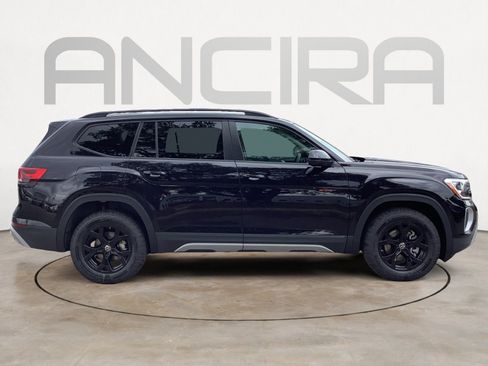 New 2026 Volkswagen Atlas Peak Edition AWD/4WD image 9