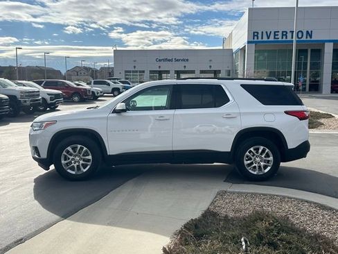 Used 2020 Chevrolet Traverse LT w/ Driver Confidence II Package image 15
