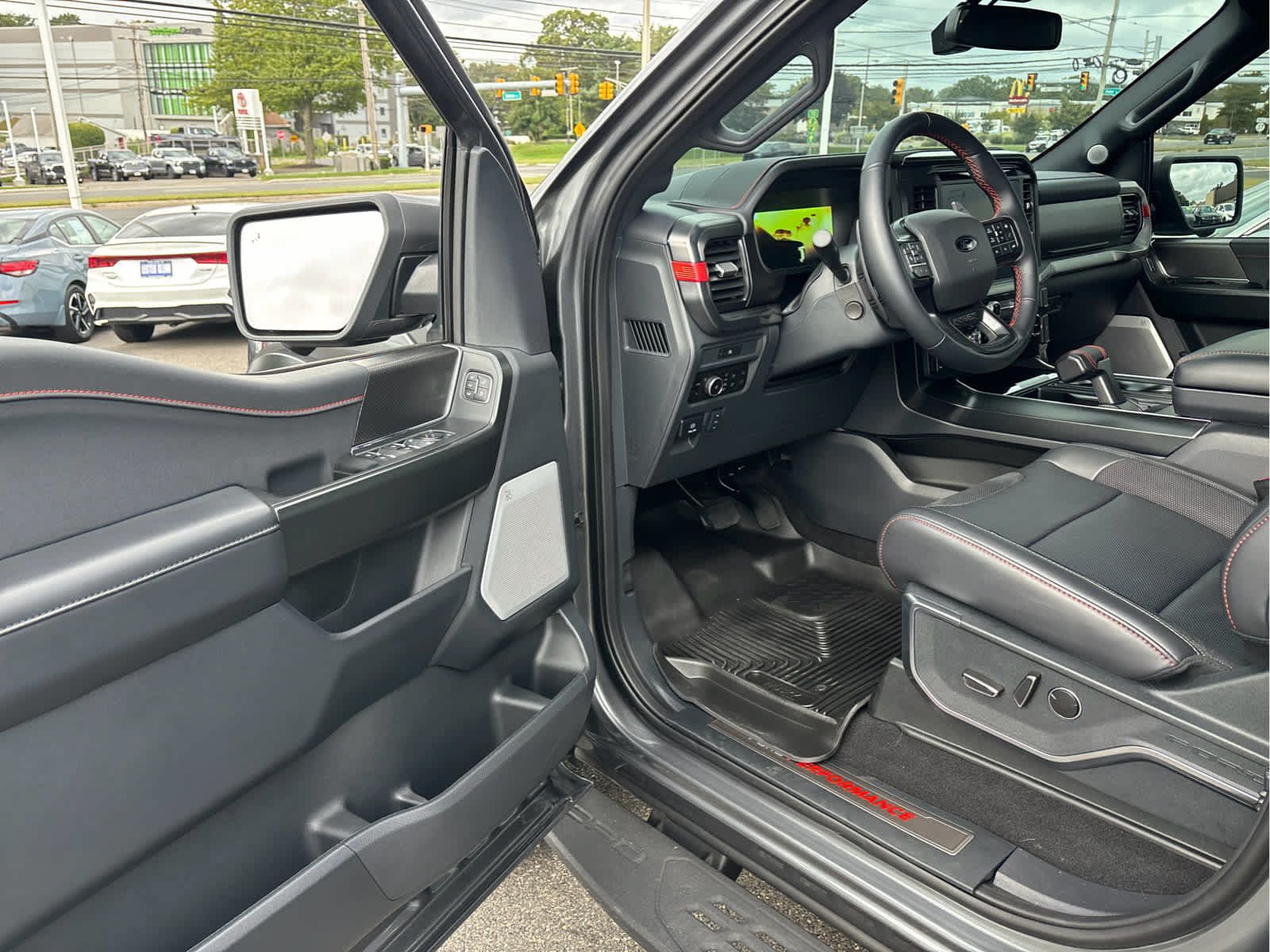 Used 2025 Ford F150 Raptor AWD/4WD image 7