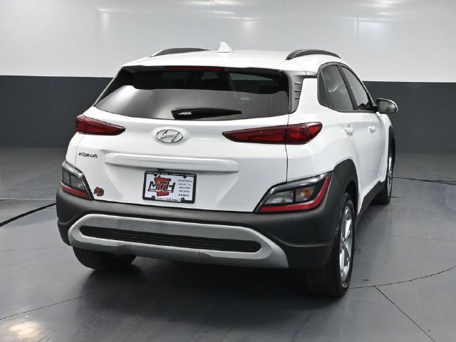 Used 2022 Hyundai Kona SEL w/ Convenience Package FWD image 5