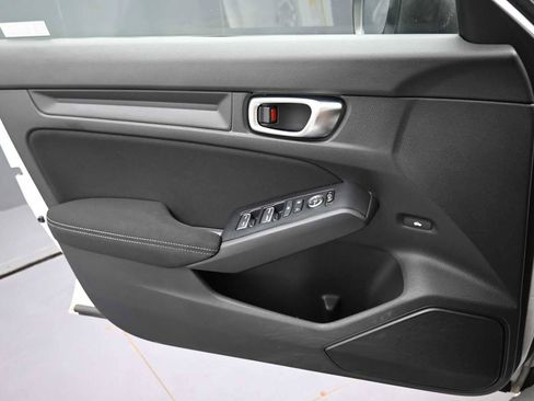 Used 2022 Honda Civic Sport image 12
