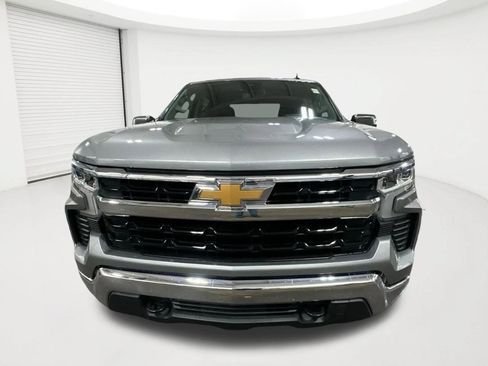 Used 2024 Chevrolet Silverado 1500 LT AWD/4WD image 2