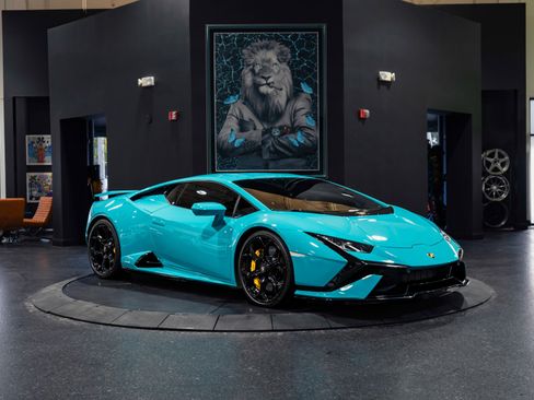 Used 2023 Lamborghini Huracan Tecnica image 7