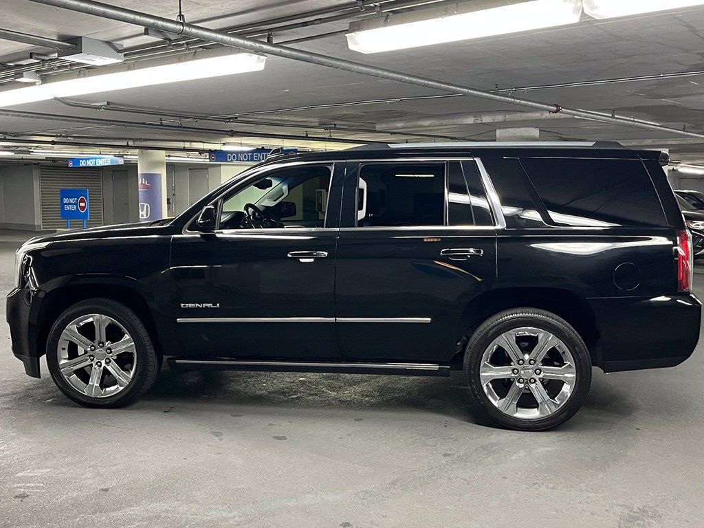 Used 2019 GMC Yukon Denali w/ Denali Ultimate Package AWD/4WD image 35