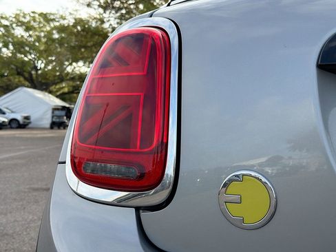 Used 2024 MINI Cooper SE image 10