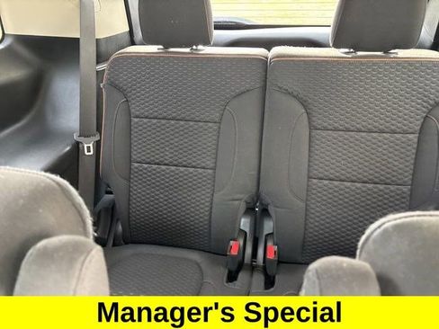 Used 2019 GMC Acadia SLE image 34