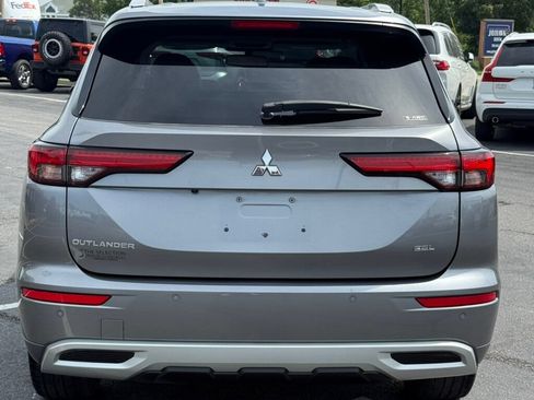 Used 2022 Mitsubishi Outlander SEL AWD/4WD image 15