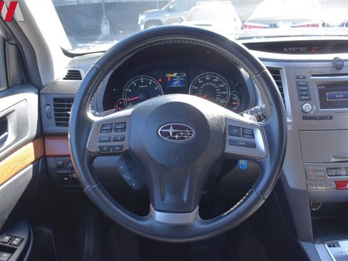 Used 2014 Subaru Outback 3.6R Limited image 14