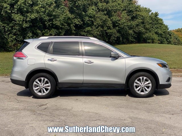 Used 2015 Nissan Rogue SV AWD/4WD image 8