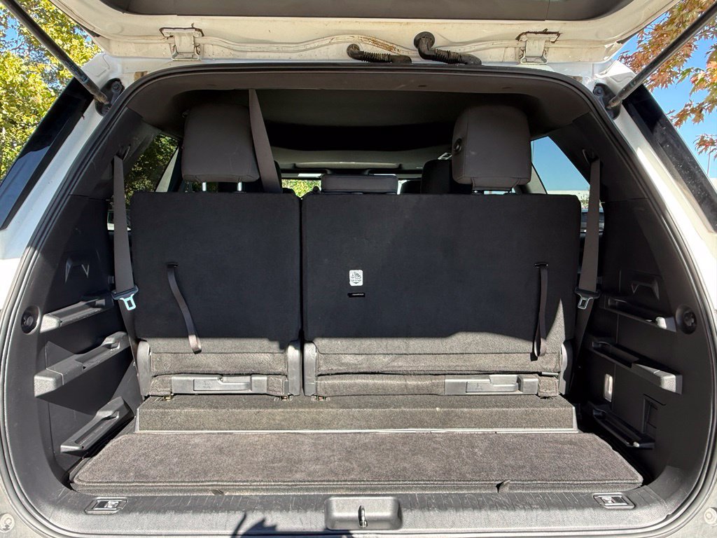 Used 2025 Toyota Sequoia SR5 AWD/4WD image 35