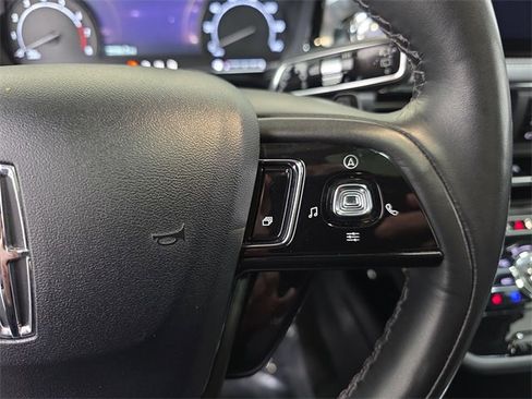Used 2021 Lincoln Corsair AWD w/ Premium Package image 15