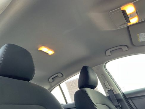 Used 2024 Nissan Sentra S image 21