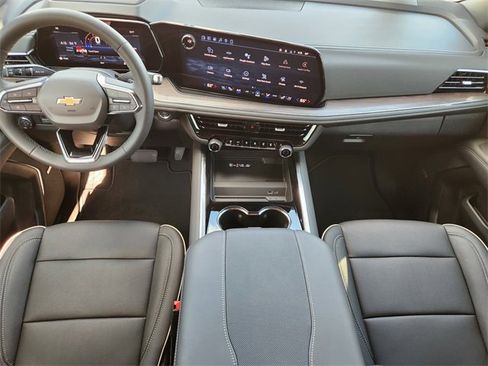 New 2026 Chevrolet Tahoe Premier image 2