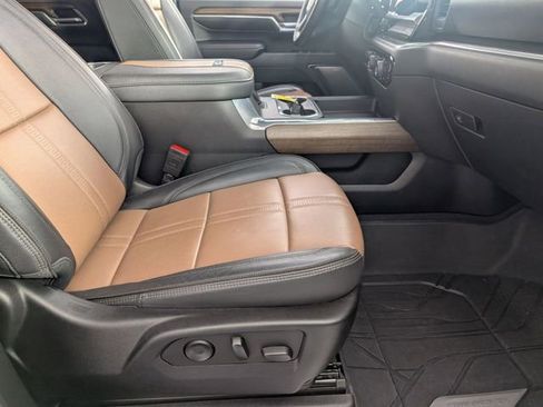 Certified 2024 Chevrolet Silverado 2500 High Country w/ Technology Package image 33