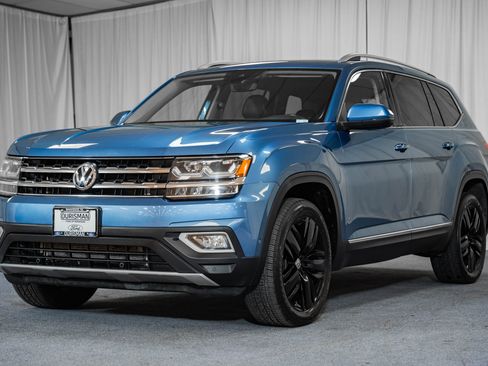Used 2019 Volkswagen Atlas SEL Premium image 3