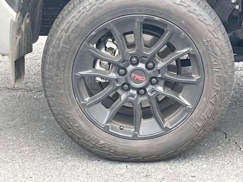 Used 2024 Toyota Tundra Limited image 13