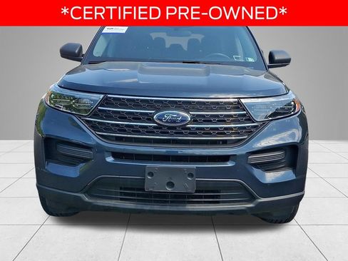 Certified 2023 Ford Explorer XLT AWD/4WD image 2
