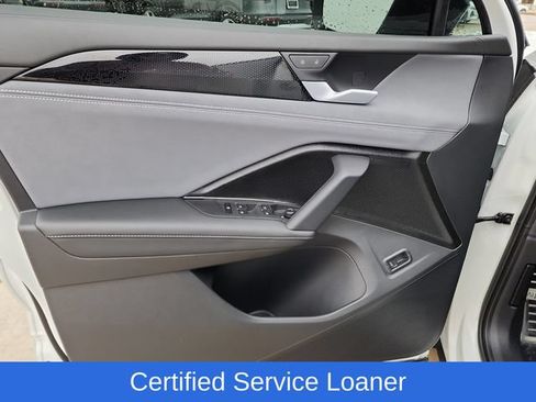 Used 2026 Volkswagen Tiguan SE R-Line AWD/4WD image 11