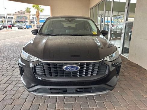 Certified 2025 Ford Escape Active AWD/4WD image 7