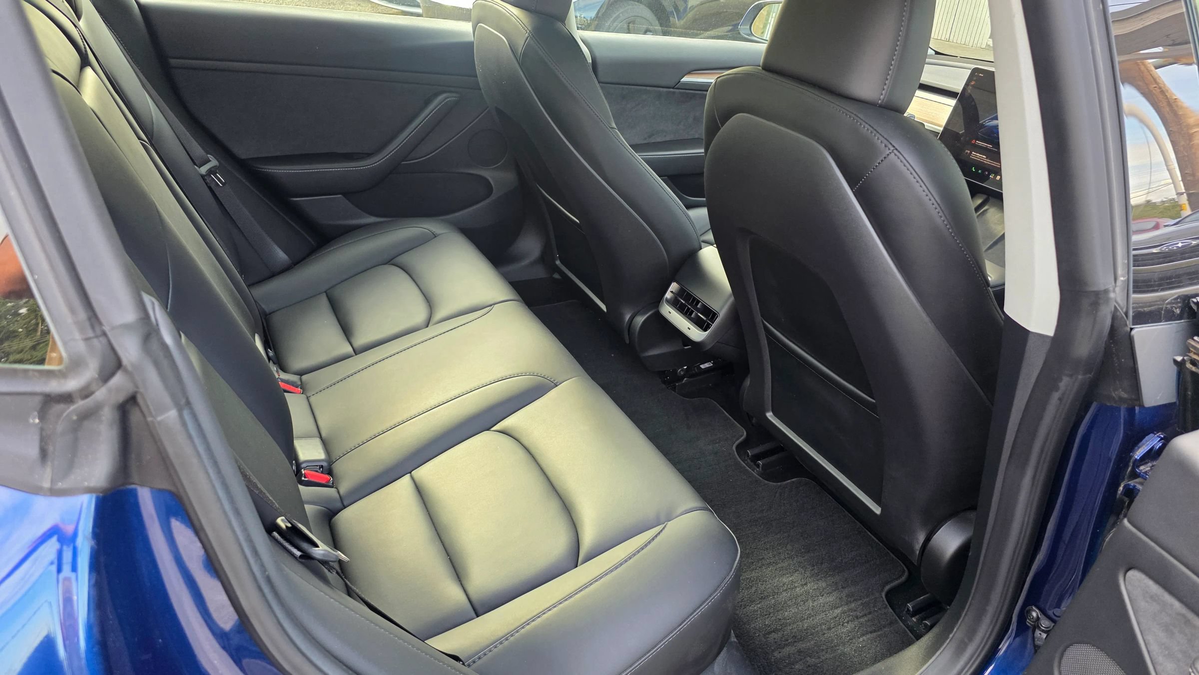 Used 2023 Tesla Model 3 Standard Range RWD image 14