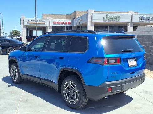 New 2026 Jeep Cherokee Laredo AWD/4WD image 4