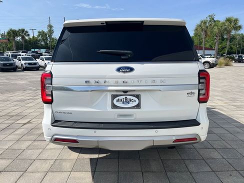 Used 2022 Ford Expedition Platinum RWD image 5