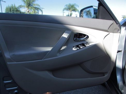 Used 2007 Toyota Camry CE FWD image 19