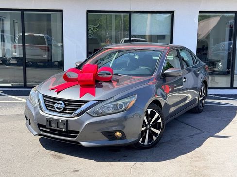 Used 2018 Nissan Altima 2.5 SR FWD image 1