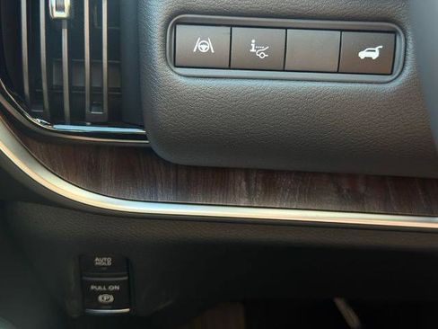 New 2025 Nissan Armada Platinum Reserve image 25