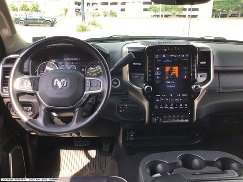 Used 2023 RAM 3500 Laramie AWD/4WD image 13