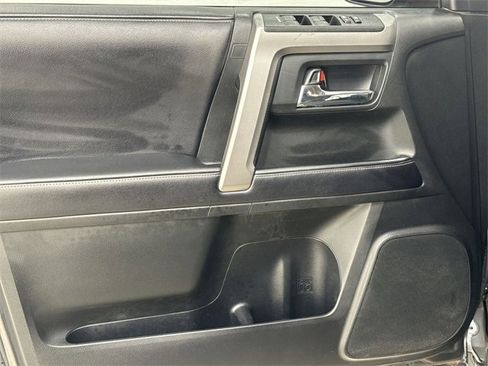 Used 2019 Toyota 4Runner SR5 image 21