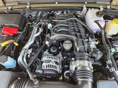 New 2026 Jeep Gladiator Sport AWD/4WD image 24