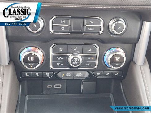 Used 2021 GMC Yukon SLT w/ SLT Luxury Plus Package image 19