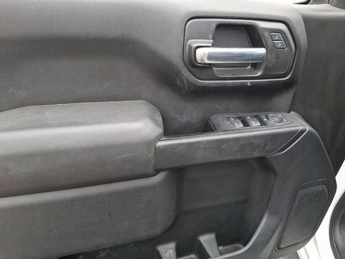 Used 2024 GMC Sierra 1500 Pro w/ Pro Value Package RWD image 12