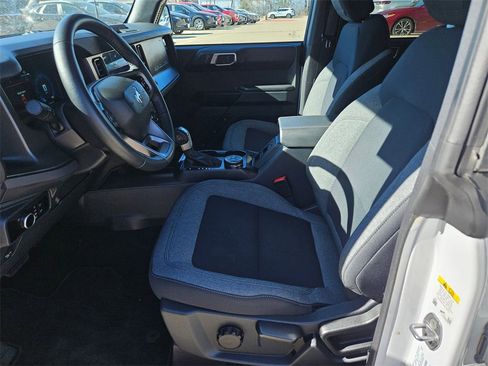 Used 2025 Ford Bronco Big Bend image 11