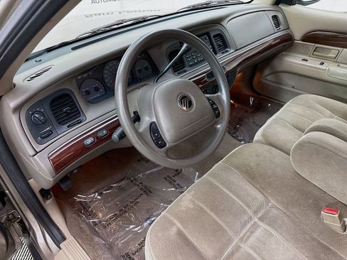 Used 2003 Mercury Grand Marquis GS RWD image 9