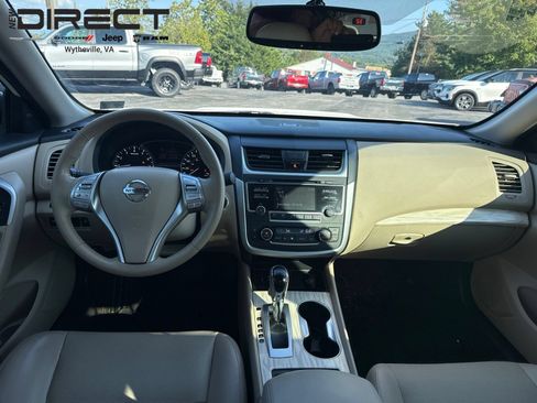 Used 2016 Nissan Altima 2.5 SL w/ Moonroof Package FWD image 21