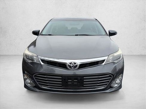 Used 2013 Toyota Avalon XLE Touring image 2