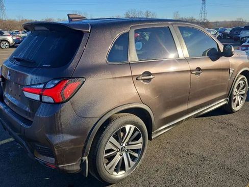 Used 2020 Mitsubishi Outlander Sport ES image 3