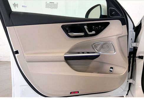 New 2025 Mercedes-Benz C 300 4MATIC Sedan image 10