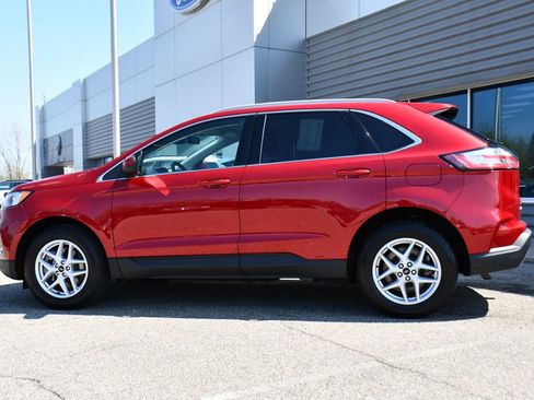 Used 2024 Ford Edge SEL w/ Convenience Package AWD/4WD image 3