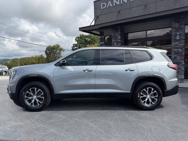 Used 2025 GMC Acadia AT4 AWD/4WD image 6
