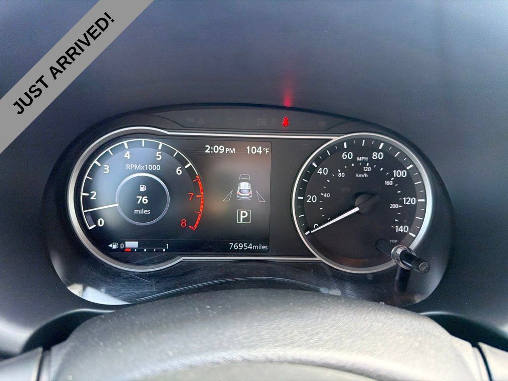 Certified 2020 Nissan Kicks SR w/ SR Premium Package FWD image 9