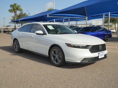 Used 2024 Honda Accord EX image 3