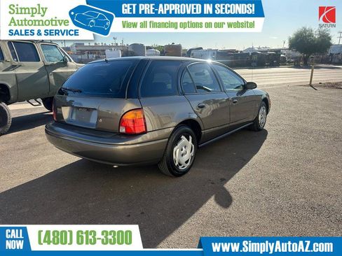 Used 2001 Saturn S-Series SW2 image 9