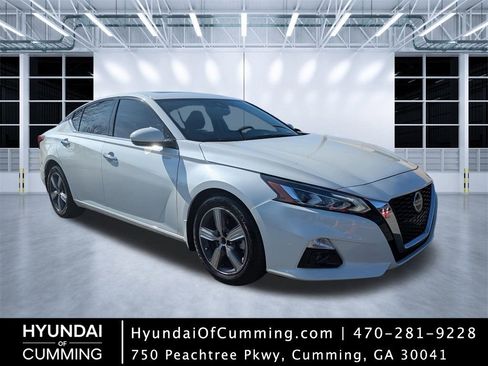 Used 2022 Nissan Altima 2.5 SL FWD image 1
