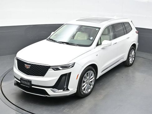 Certified 2023 Cadillac XT6 Premium Luxury AWD/4WD image 36